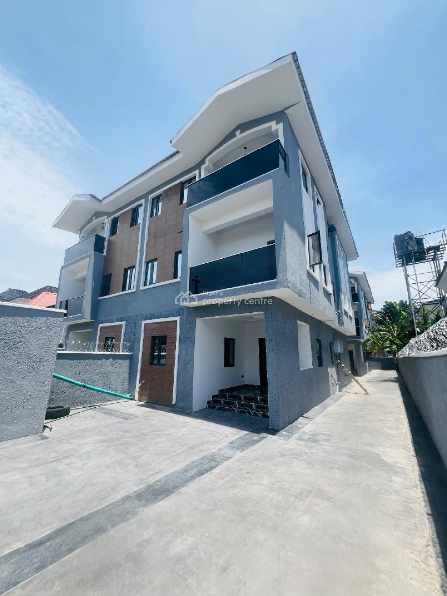 Lovely 4 Bedroom with Office Space and Bq, Chevron Drive, Lekki Phase 2, Lekki, Lagos, Semi-detached Duplex for Rent