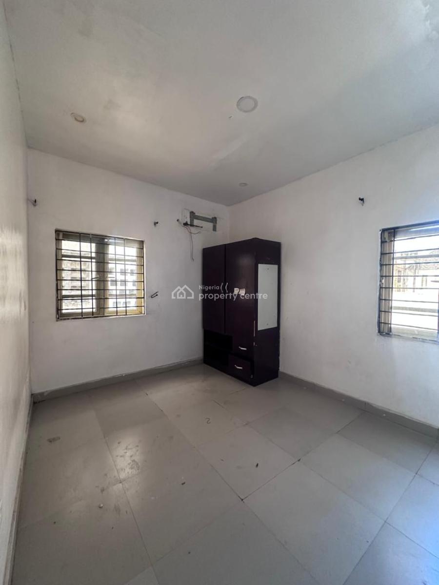 Auspicious 2bedroom Apartment with Beautiful Facade in a Secure Estate, Ologolo, Lekki, Lagos, Flat / Apartment for Sale