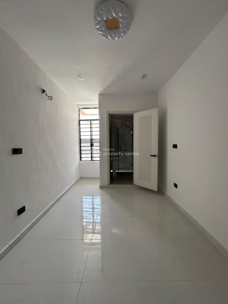 Auspicious 2bedroom Apartment with Beautiful Facade in a Secure Estate, Ologolo, Lekki, Lagos, Flat / Apartment for Sale