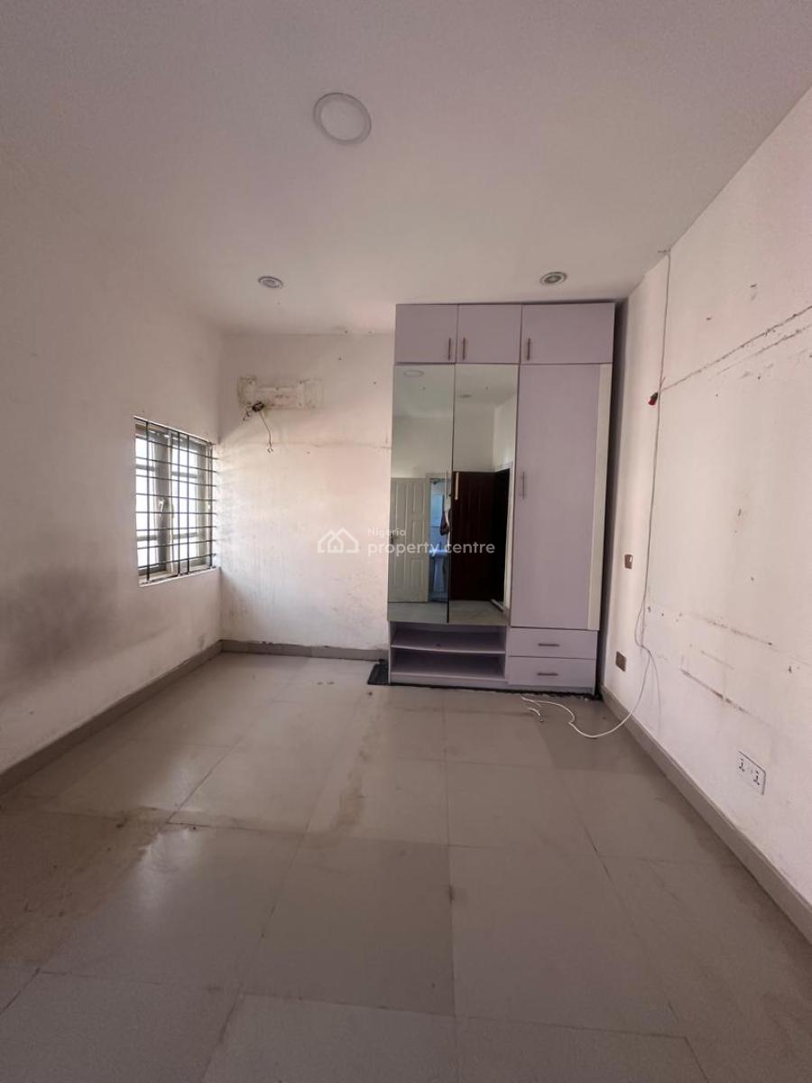 Auspicious 2bedroom Apartment with Beautiful Facade in a Secure Estate, Ologolo, Lekki, Lagos, Flat / Apartment for Sale
