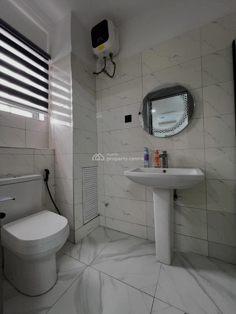 Semi-furnished 2 Bedroom Apartment (4th Floor), Lekki Phase 1, Lekki, Lagos, Flat / Apartment for Rent