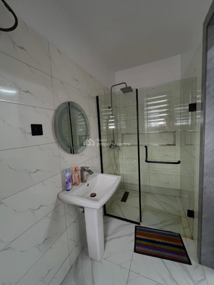 Semi-furnished 2 Bedroom Apartment (4th Floor), Lekki Phase 1, Lekki, Lagos, Flat / Apartment for Rent