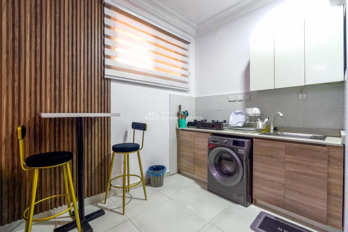 Venita; Newly Improved 1-bedroom W/private Cinema & X-box Now Availabl, Chevron, Lekki, Lagos, Detached Duplex Short Let