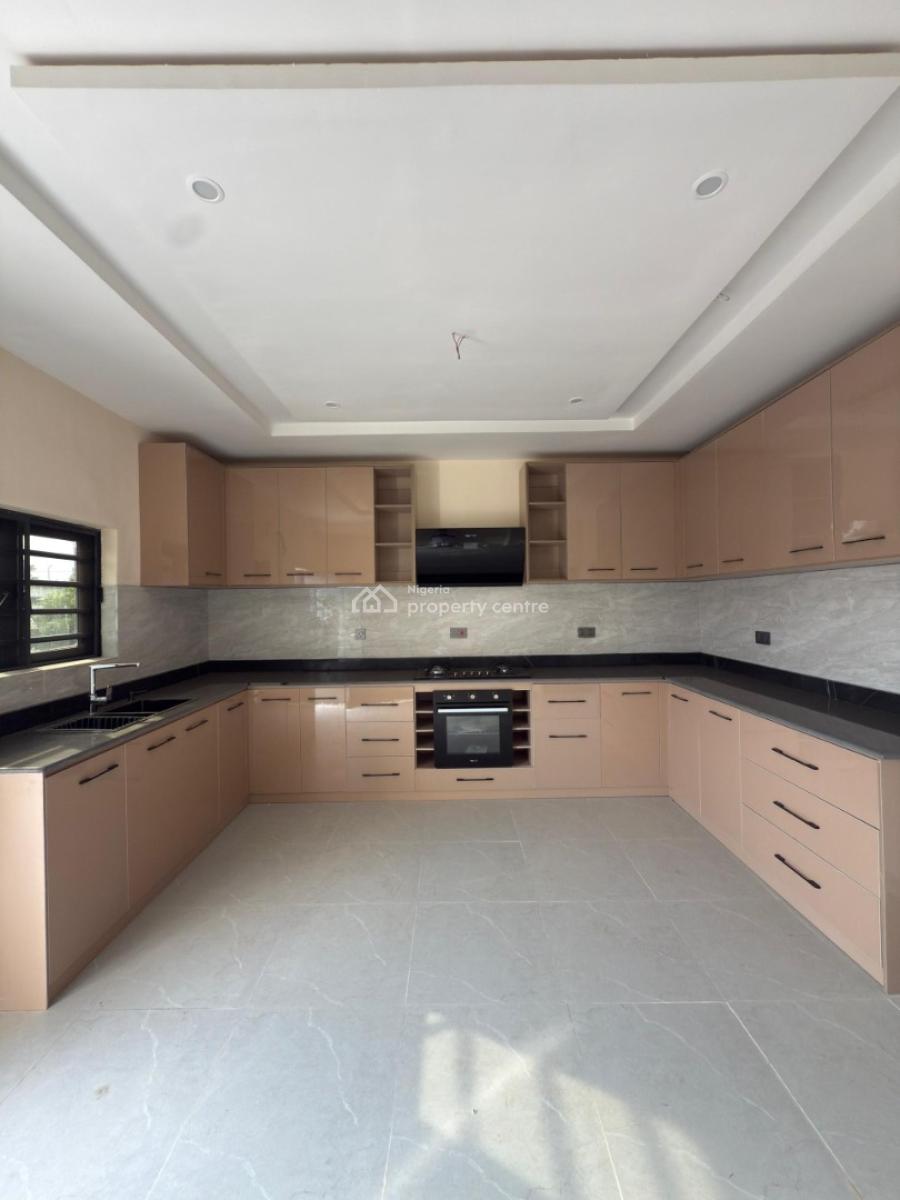 Newly Built Units of 2 Bedrooms Modern Apartments with Fantastic Ground, Boripe Street, Bashorun, Ibadan, Oyo, House for Sale