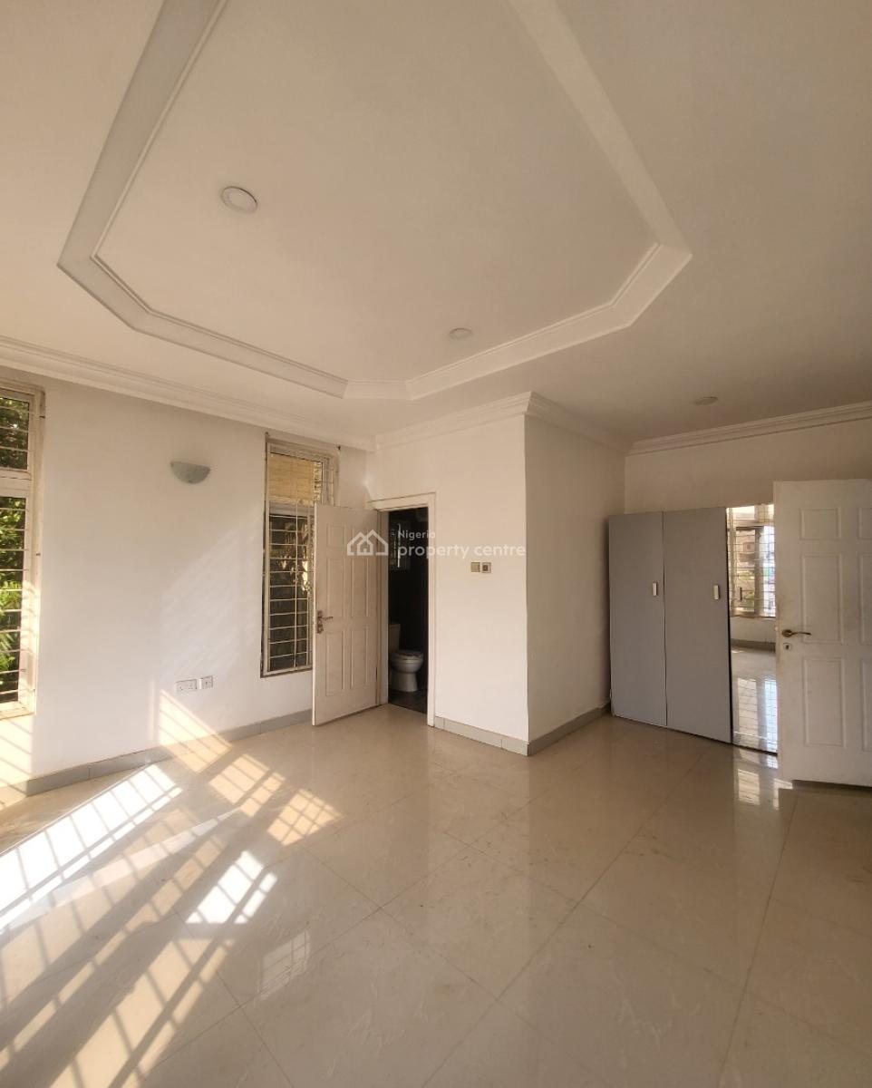 Luxurious Massive 2bedroom Flat with Bq, By American International School, Durumi, Abuja, Flat / Apartment for Rent