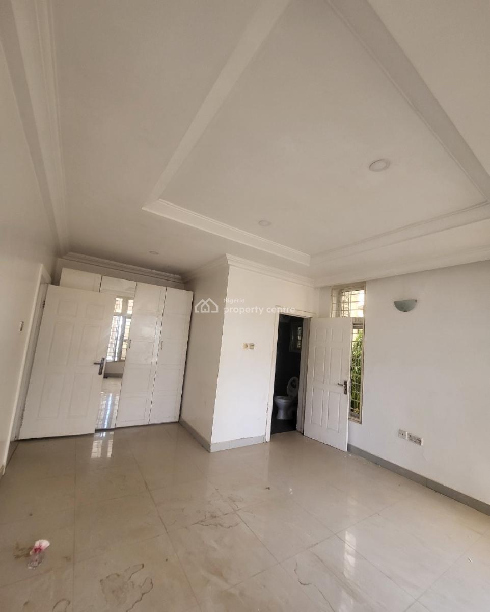 Luxurious Massive 2bedroom Flat with Bq, By American International School, Durumi, Abuja, Flat / Apartment for Rent