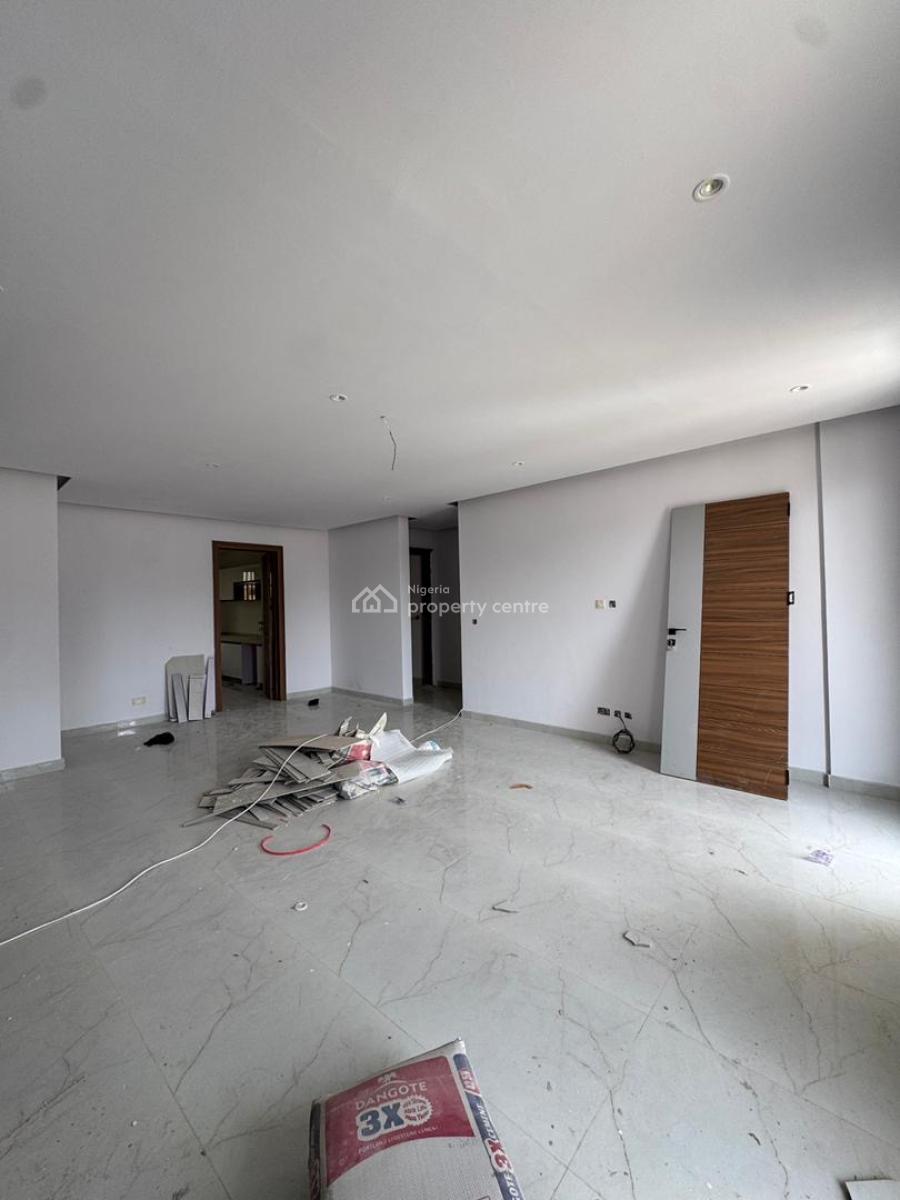 Unbeatable Offer of 3 Beds with a Bq in Ikoyi, Old Ikoyi, Ikoyi, Lagos, Flat / Apartment for Sale