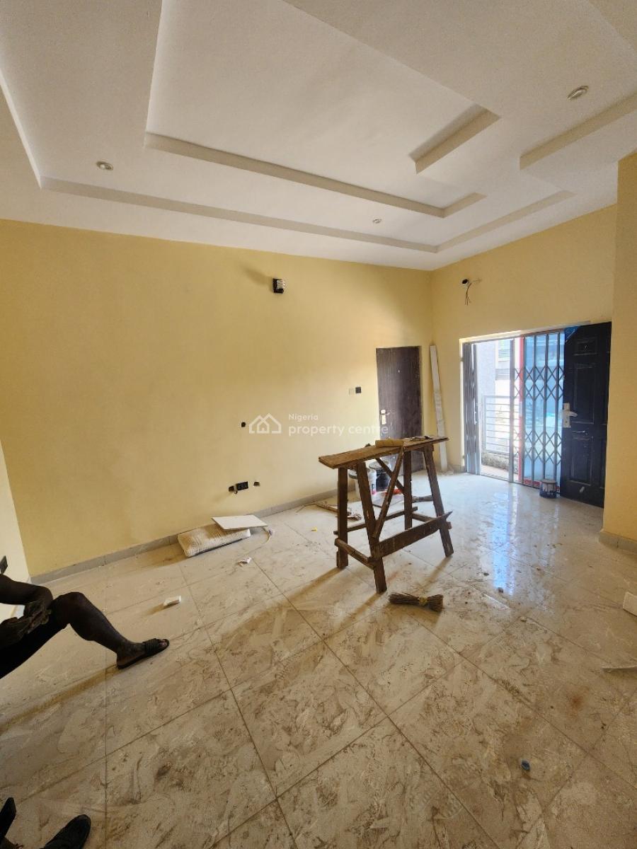 Luxury Two Bedroom Block of Flat, News Engineering, Dawaki, Gwarinpa, Abuja, Flat / Apartment for Rent