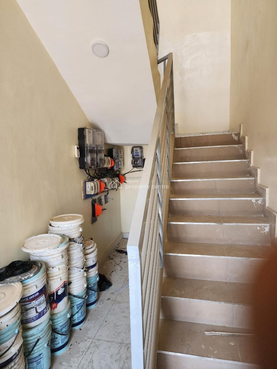Luxury Two Bedroom Block of Flat, News Engineering, Dawaki, Gwarinpa, Abuja, Flat / Apartment for Rent