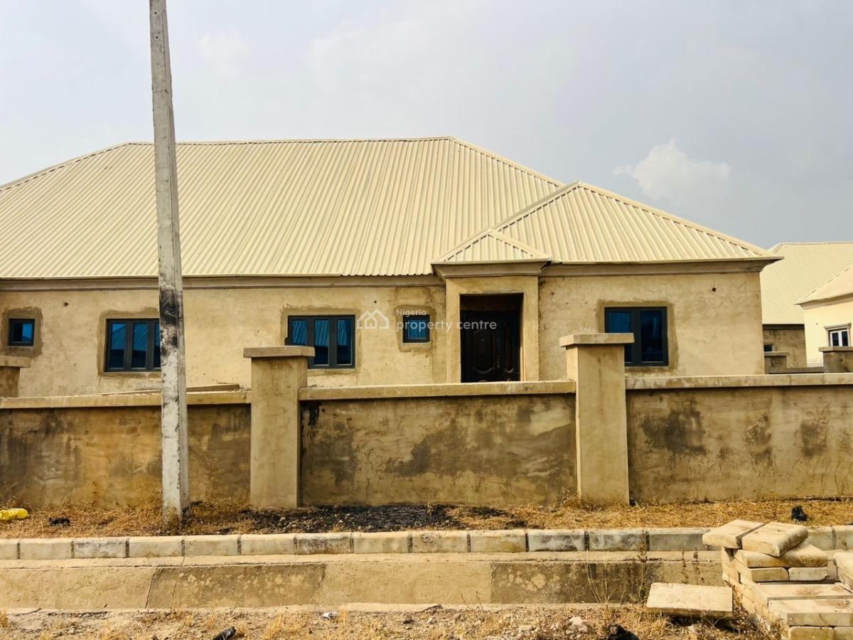 Spacious 3 Bedroom Semi Detached Bungalow, Idu Industrial, Abuja, Semi-detached Bungalow for Sale