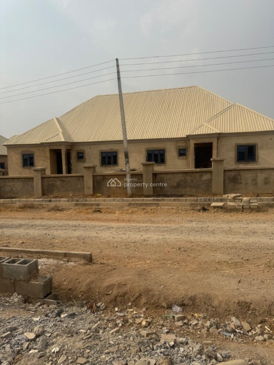 Spacious 3 Bedroom Semi Detached Bungalow, Idu Industrial, Abuja, Semi-detached Bungalow for Sale