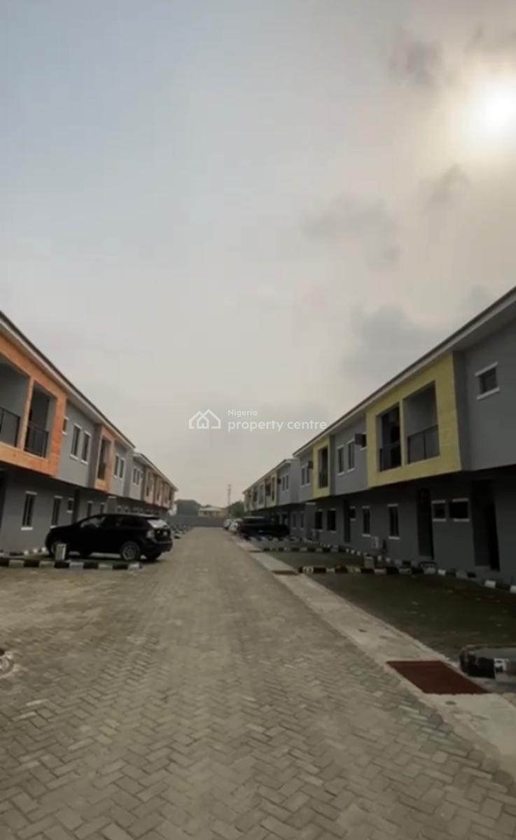 Luxury 3bedroom, Sangotedo, Ajah, Lagos, Terraced Duplex for Rent