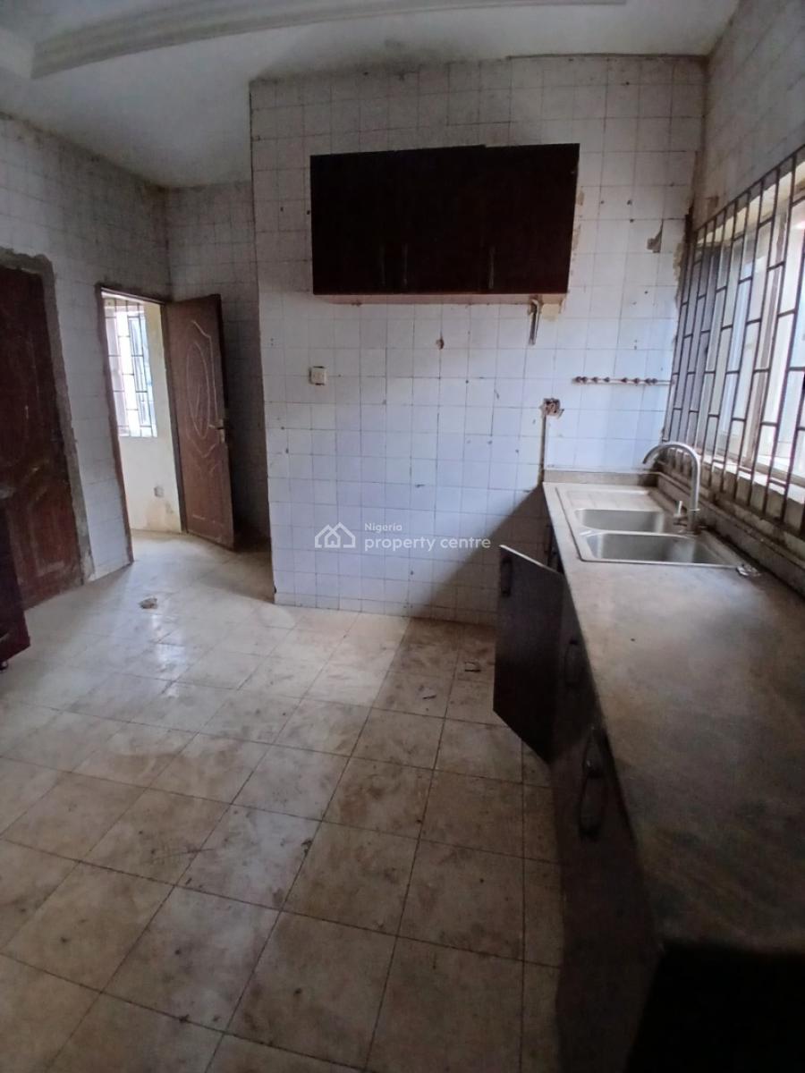Attractively Built 4 Bedrooms Semi-detached Duplex with 2 Rooms Bq, Garki, Abuja, Semi-detached Duplex for Rent
