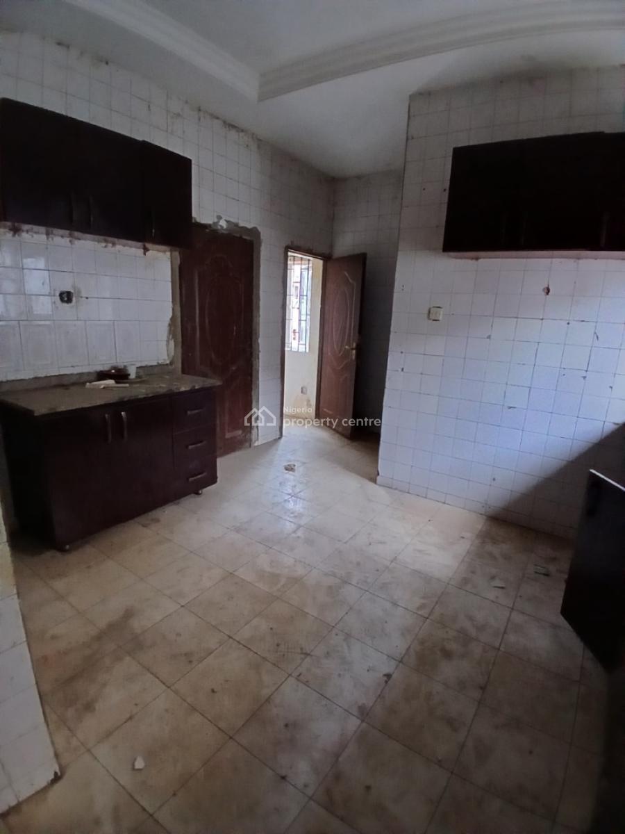 Attractively Built 4 Bedrooms Semi-detached Duplex with 2 Rooms Bq, Garki, Abuja, Semi-detached Duplex for Rent