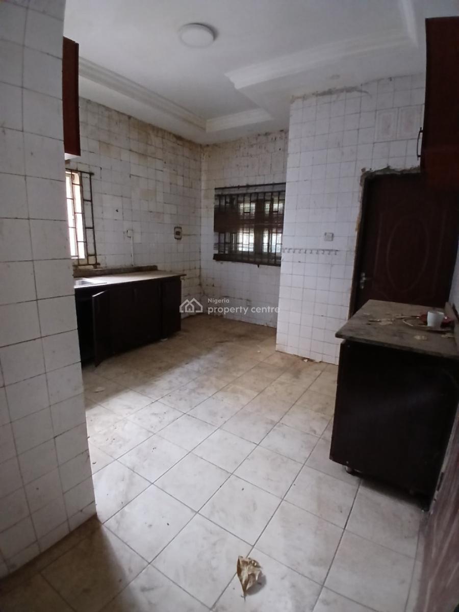 Attractively Built 4 Bedrooms Semi-detached Duplex with 2 Rooms Bq, Garki, Abuja, Semi-detached Duplex for Rent