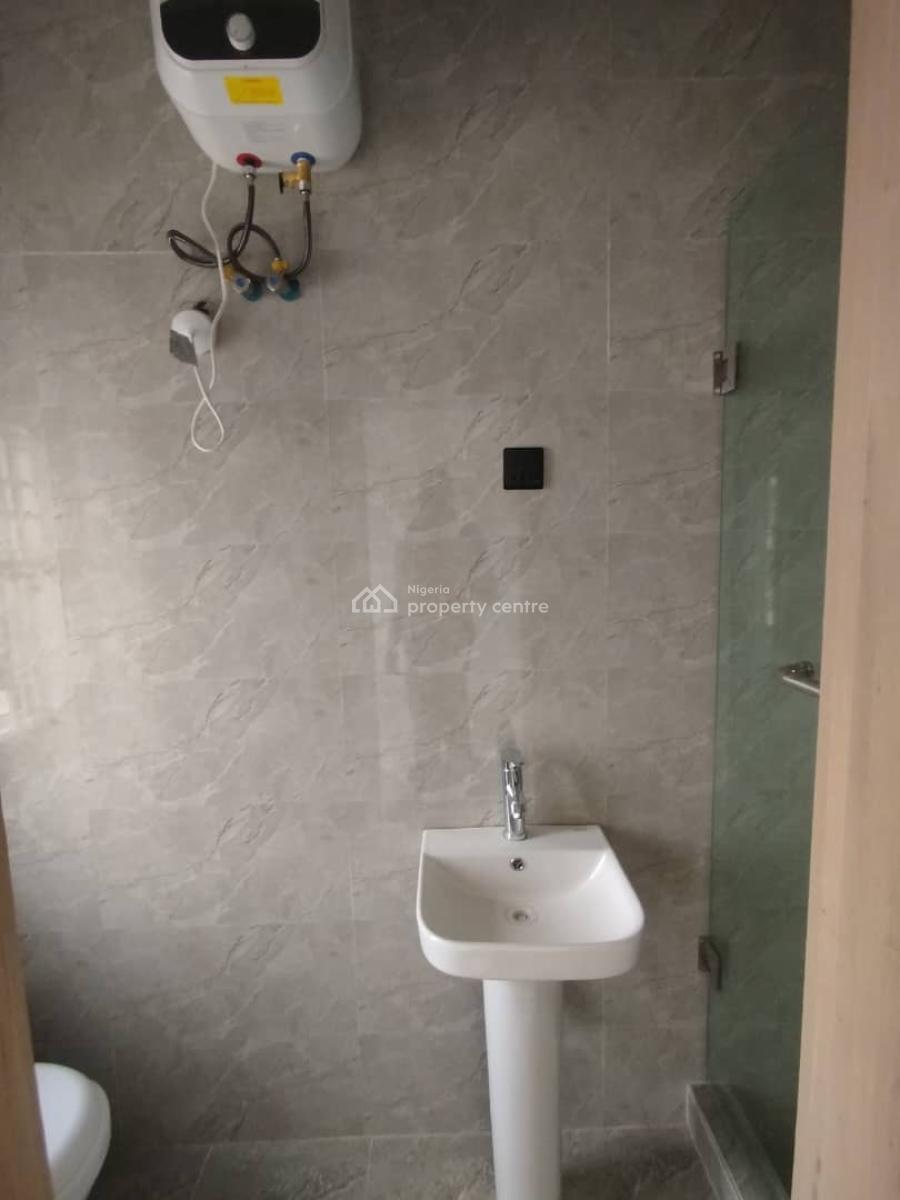 Spacious Newly Built 2 Bedroom Flat First Floor, Katampe (main), Katampe, Abuja, Flat / Apartment for Rent