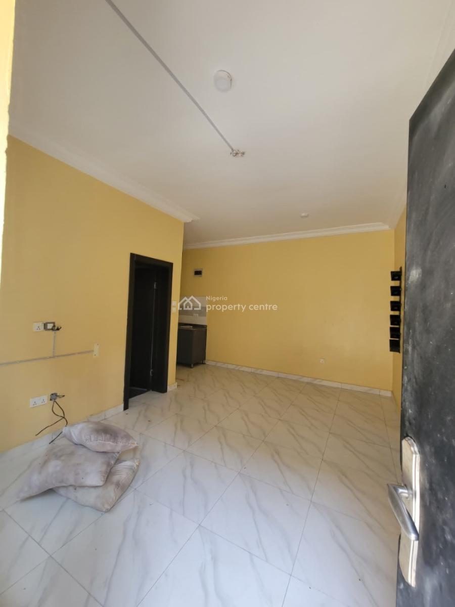 Big Room and Parlor Mini Flat, Off Mobil Road Ilaje, Ilaje, Ajah, Lagos, Mini Flat (room and Parlour) for Rent