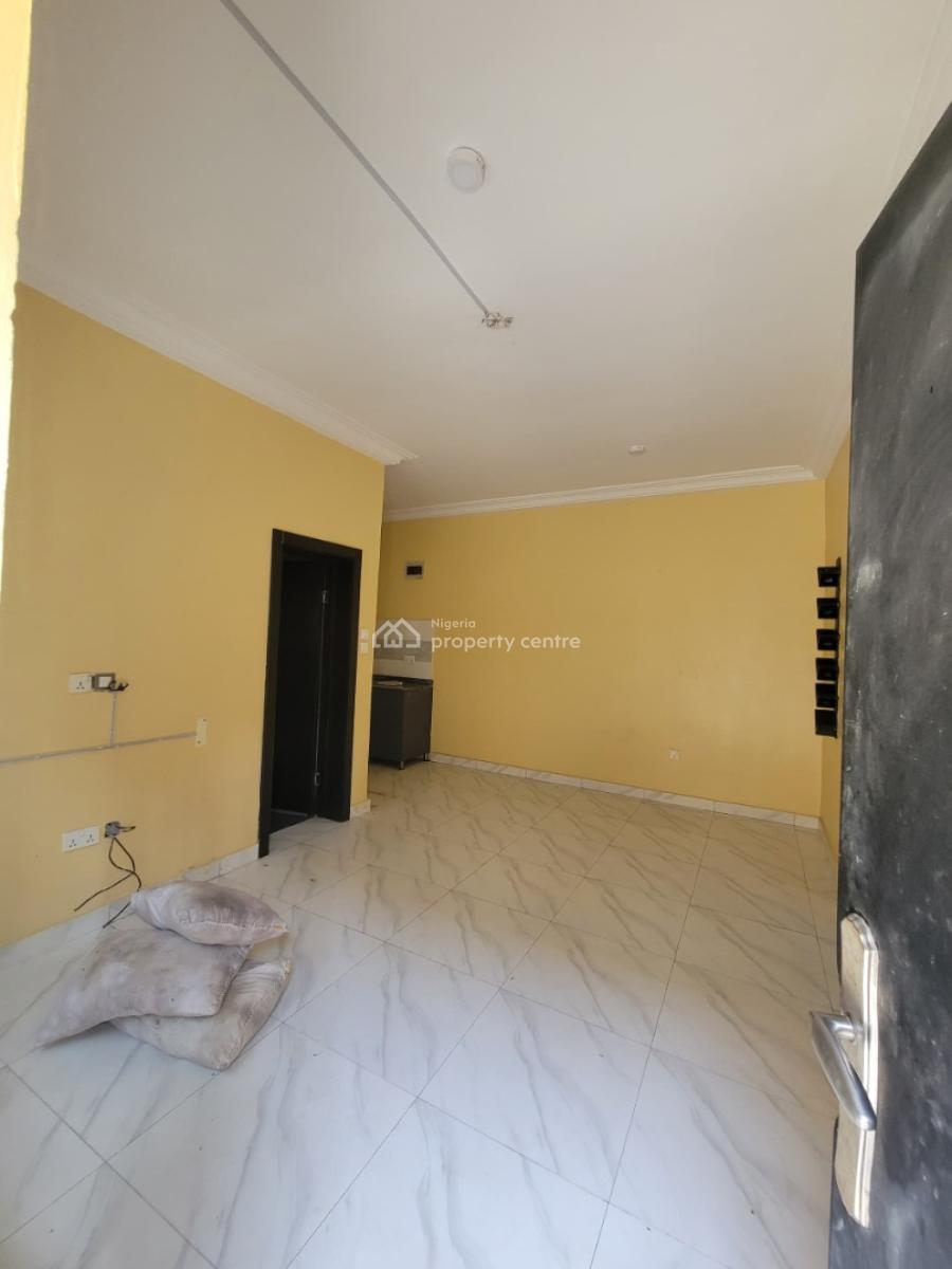 Big Room and Parlor Mini Flat, Off Mobil Road Ilaje, Ilaje, Ajah, Lagos, Mini Flat (room and Parlour) for Rent