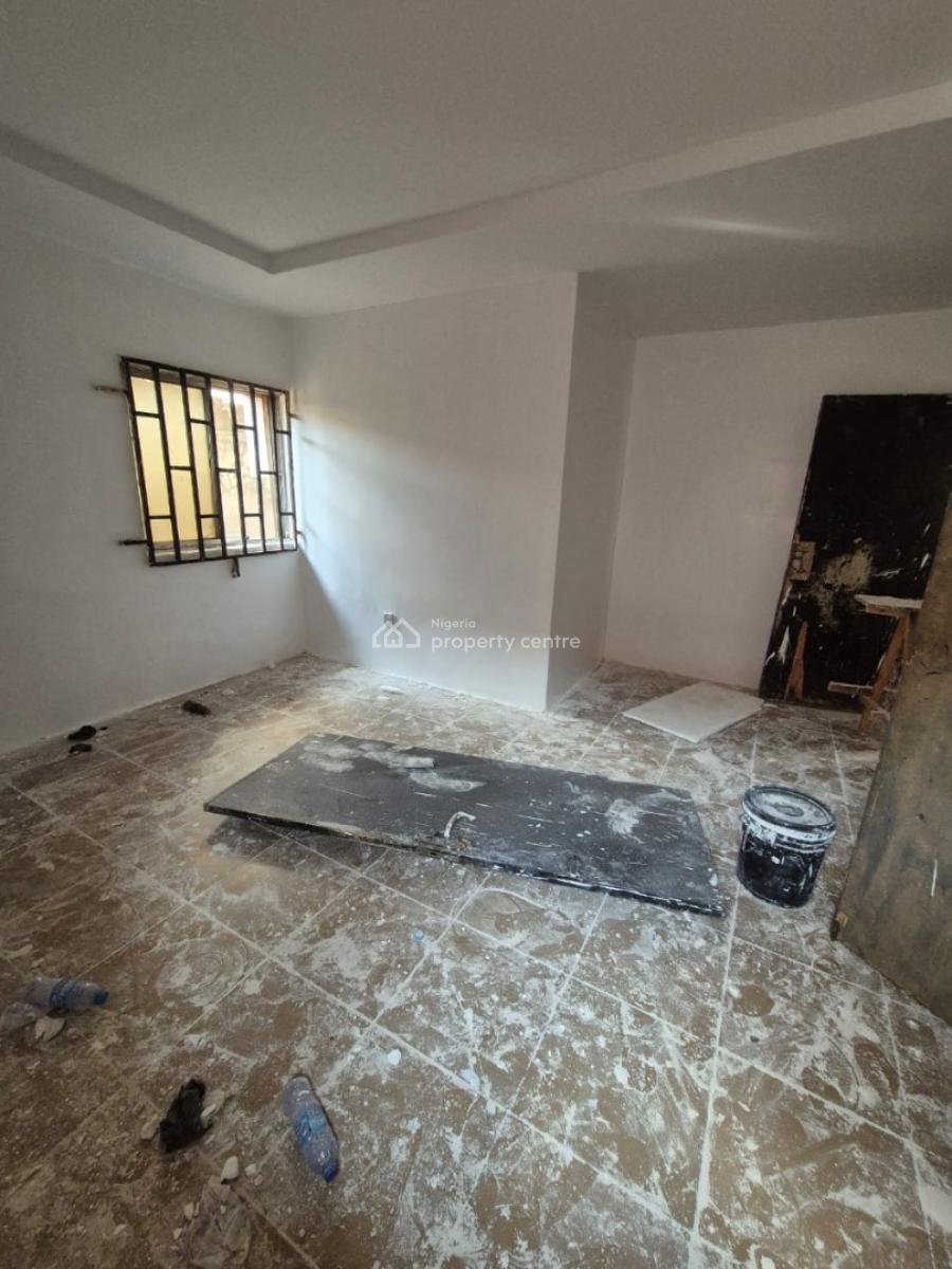 Excellent Spacious 2 Bedroom Apartment, By 2/1 Garden, Kubwa, Abuja, Flat / Apartment for Rent