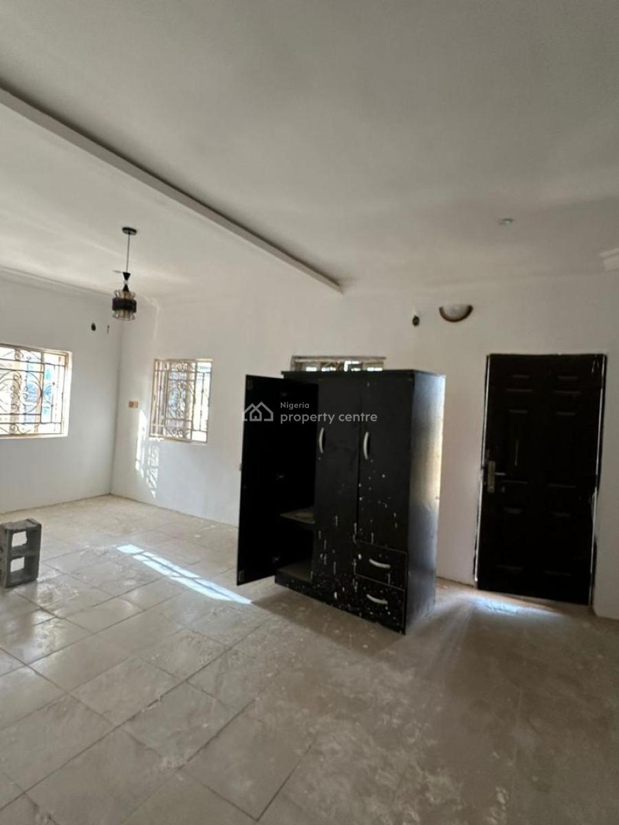 Excellent Spacious 3 Bedroom Apartment, Sunnyvale Road, Lokogoma District, Abuja, Flat / Apartment for Rent