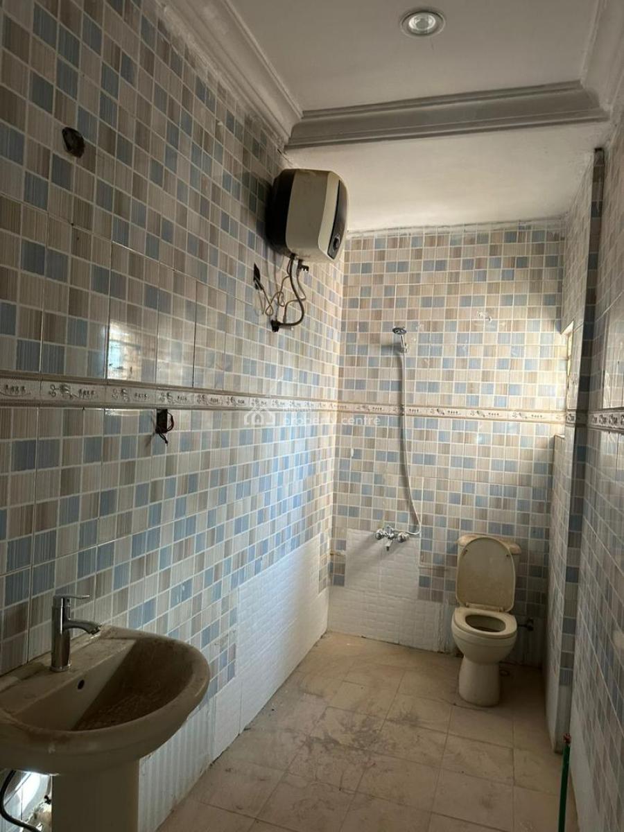 Excellent Spacious 3 Bedroom Apartment, Sunnyvale Road, Lokogoma District, Abuja, Flat / Apartment for Rent