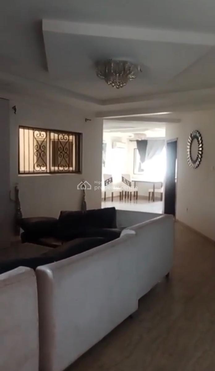 Serviced 3 Bedroom Flat No Bq in a Secured Estate, Dideolu Estate, Oniru, Victoria Island (vi), Lagos, Flat / Apartment for Rent