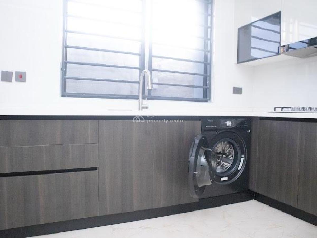 Newly Built 4 Bedroom Masionette in Lekki Phase 1, Off Admirality Way Lekki Phase 1, Lekki Phase 1, Lekki, Lagos, Terraced Duplex for Sale