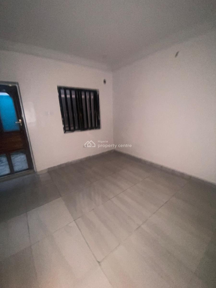 Moderate One Bedroom Mini Flat, Ologolo, Lekki, Lagos, Flat / Apartment for Rent
