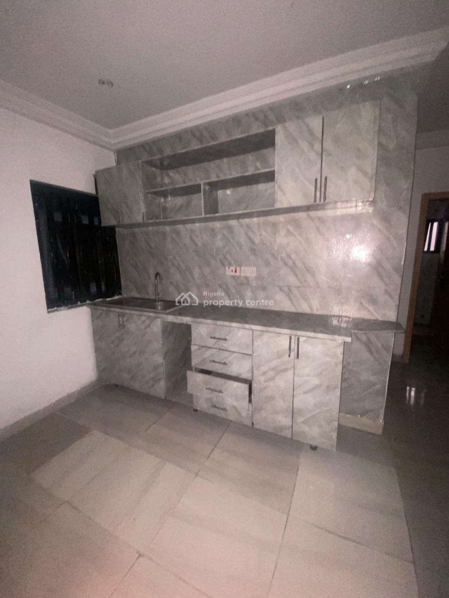 Moderate One Bedroom Mini Flat, Ologolo, Lekki, Lagos, Flat / Apartment for Rent