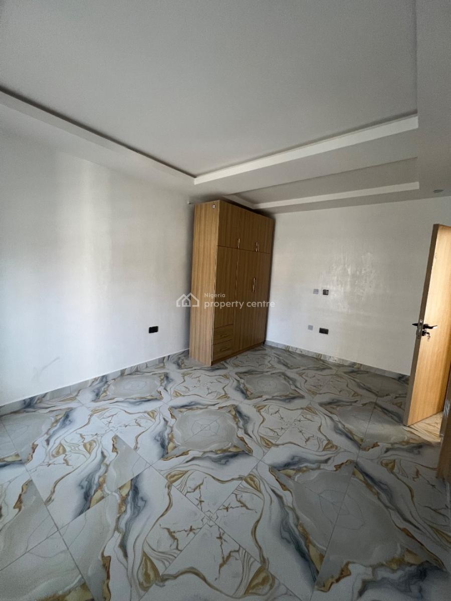 Very Spacious Two Bedroom Apartment, Off Alpha Beach Road Atlantic Estate, Lekki Phase 1, Lekki, Lagos, Flat / Apartment for Sale