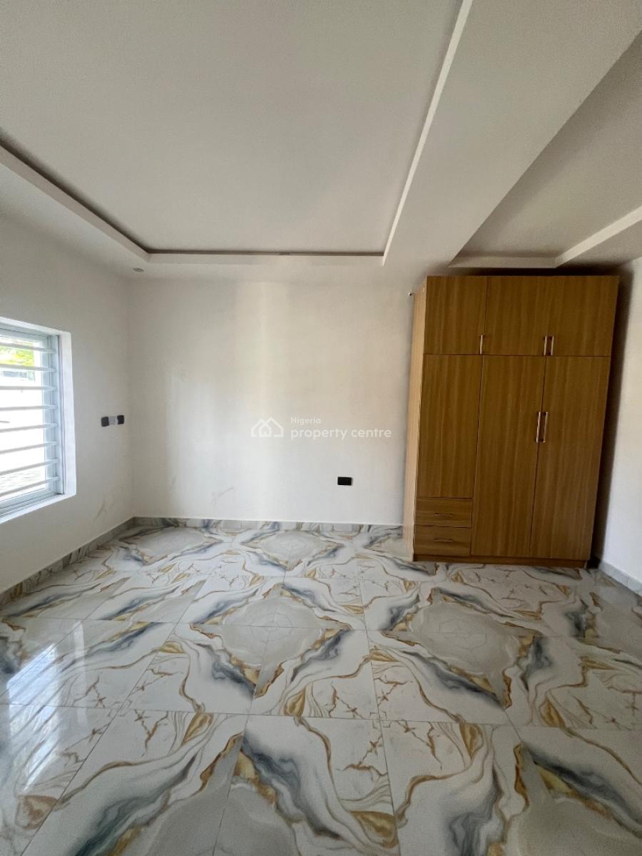 Very Spacious Two Bedroom Apartment, Off Alpha Beach Road Atlantic Estate, Lekki Phase 1, Lekki, Lagos, Flat / Apartment for Sale