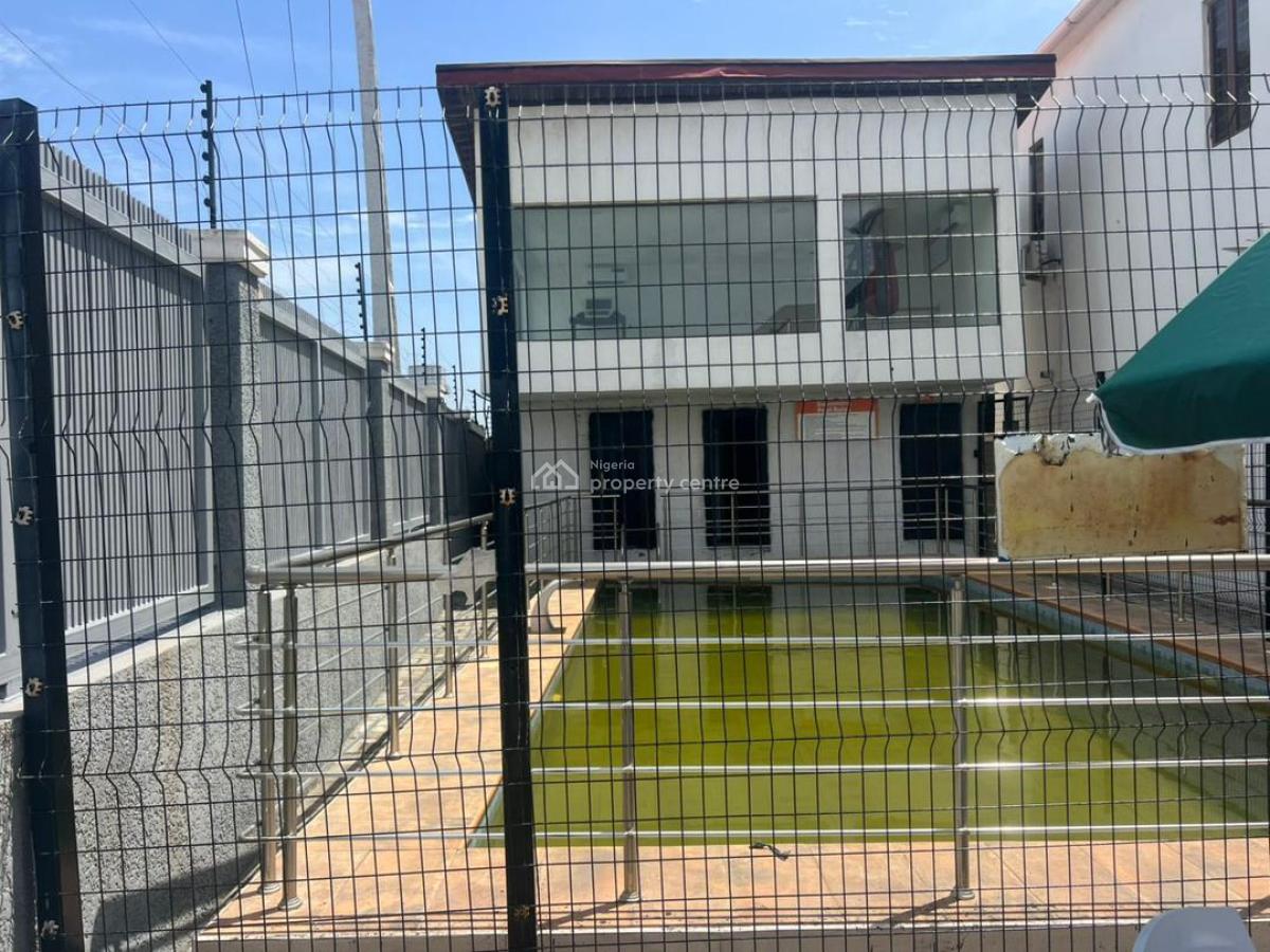Spacious 4bedroom Terrace Duplex Fully Serviced, Orchid Road, Lekki, Lagos, Terraced Duplex for Rent