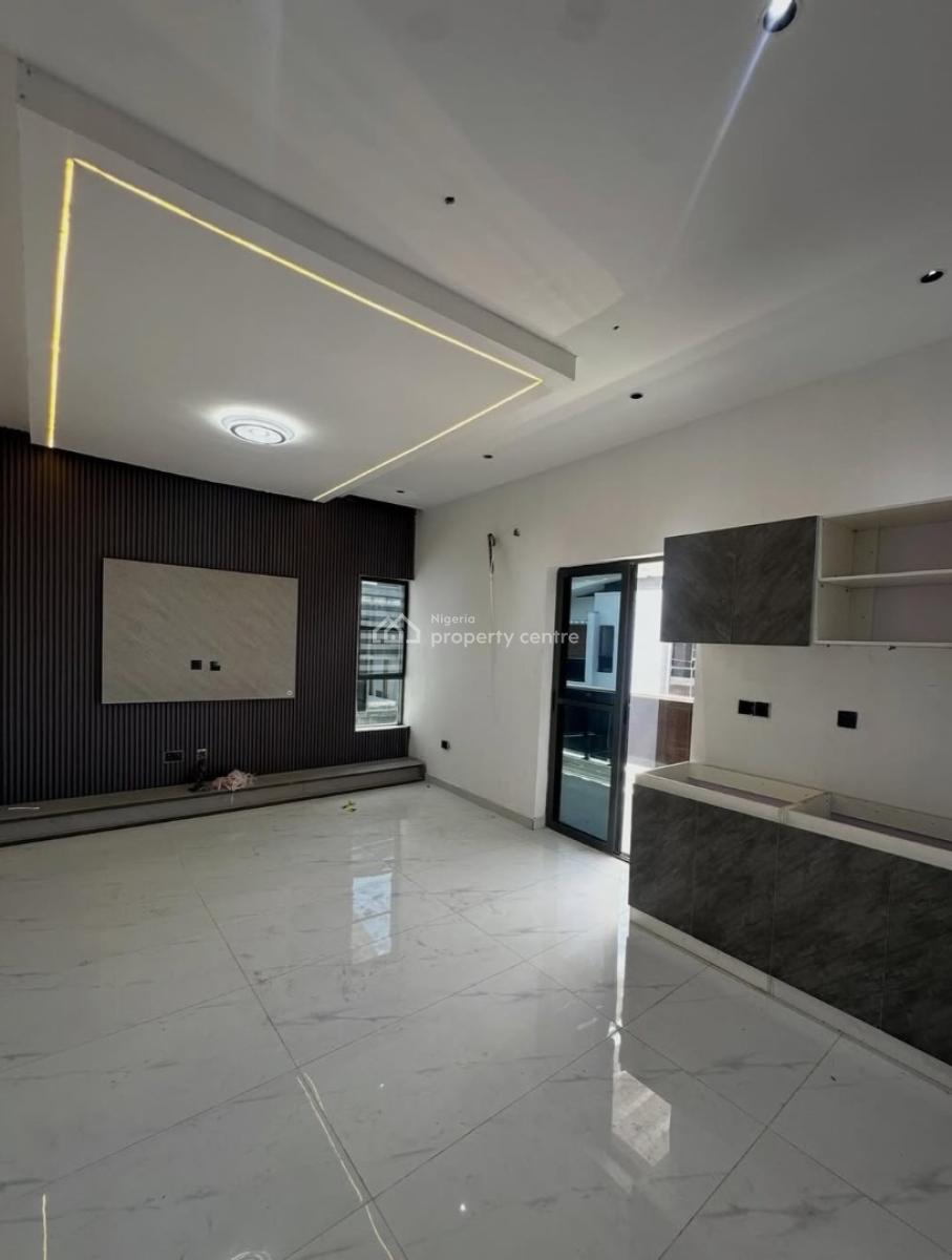 5 Bedroom Detached Home with Bq, White Oak, Ologolo, Lekki, Lagos, Detached Duplex for Rent