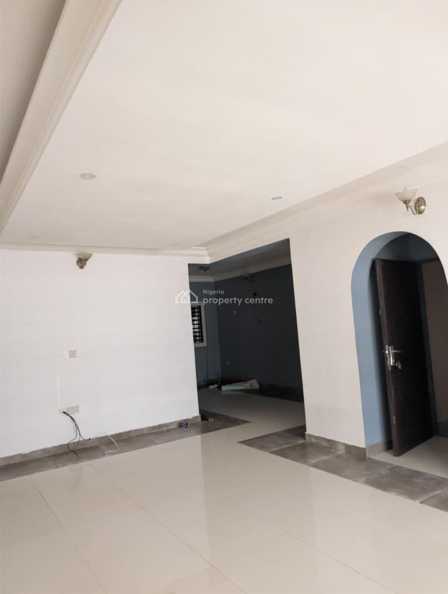 Fully Serviced 3 Bedrooms Flat, First Floor Inside an Estate, Ikate, Lekki, Lagos, Flat / Apartment for Rent