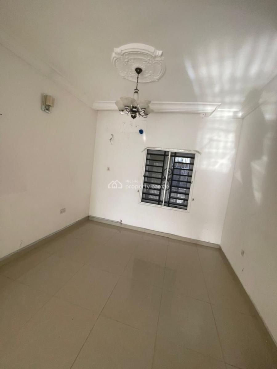 Spacious 3 Bedrooms Apartment for Family Residential, Ologolo, Lekki, Lagos, Flat / Apartment for Rent