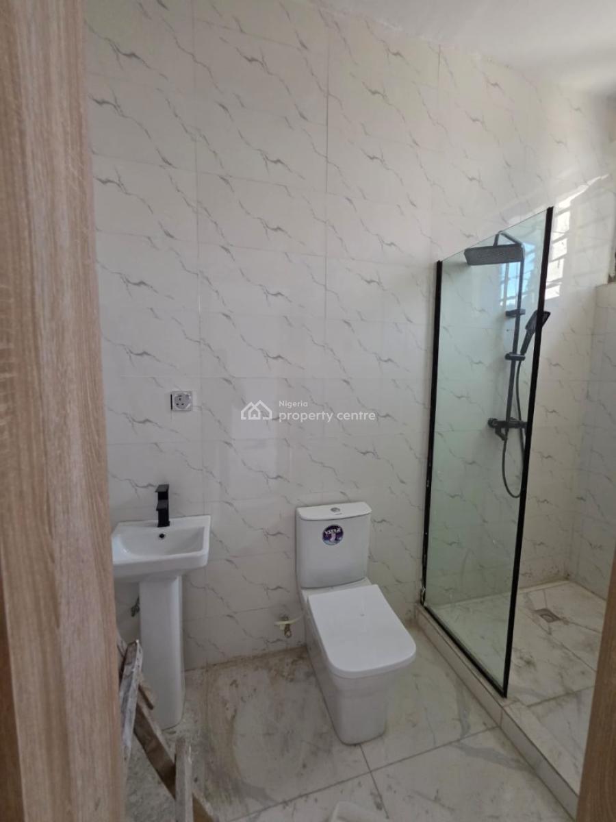 Well Maintained 3 Bedrooms Terraced Duplex, Abraham Adesanya Area, Ajah, Lagos, Terraced Duplex for Sale