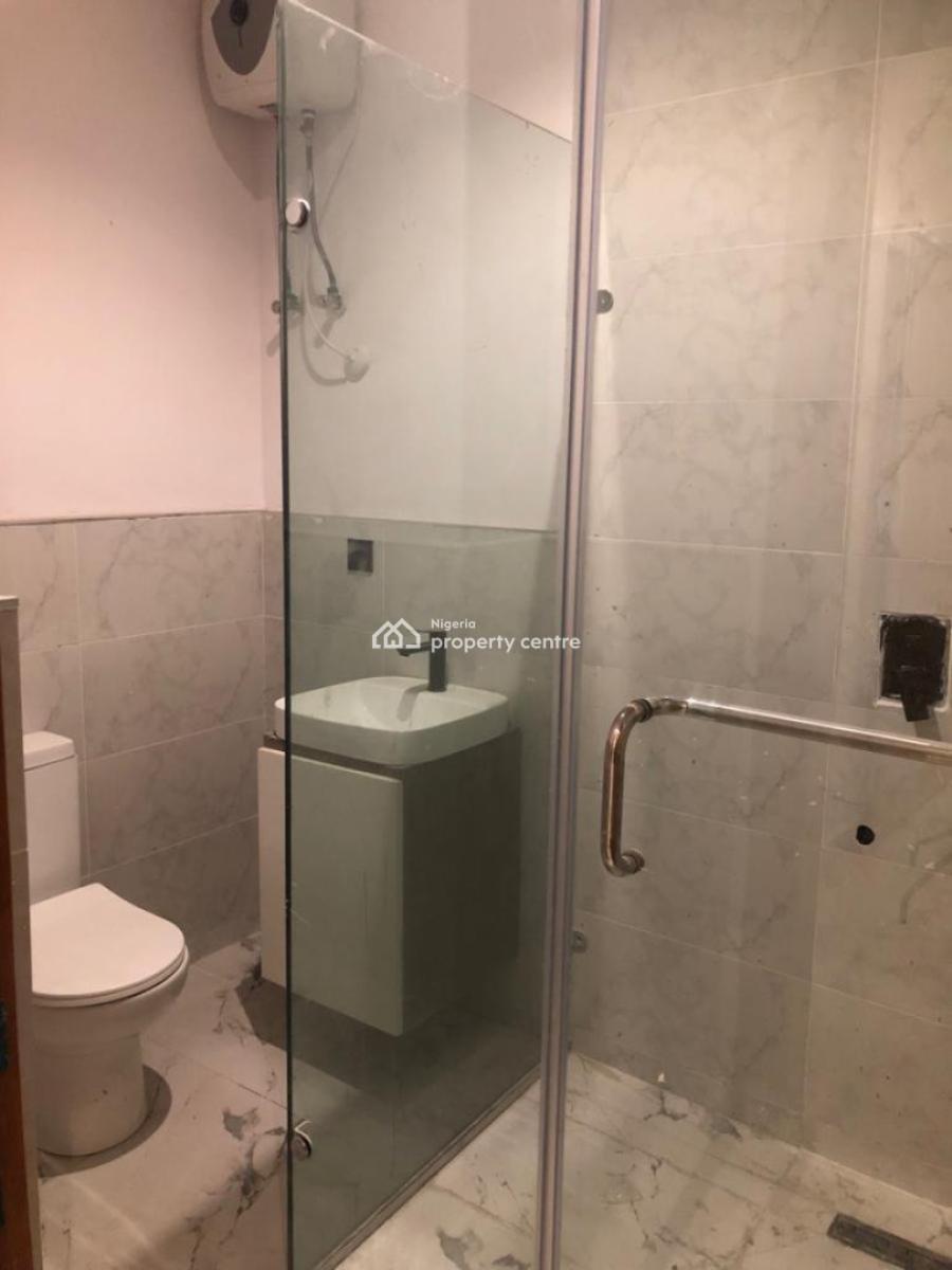 Luxury 1 Bedroom Apartment, Ezra Court, Ebun-olu Adegboruwa, Off Freedom Way, Eleme, Rivers, Flat / Apartment for Rent