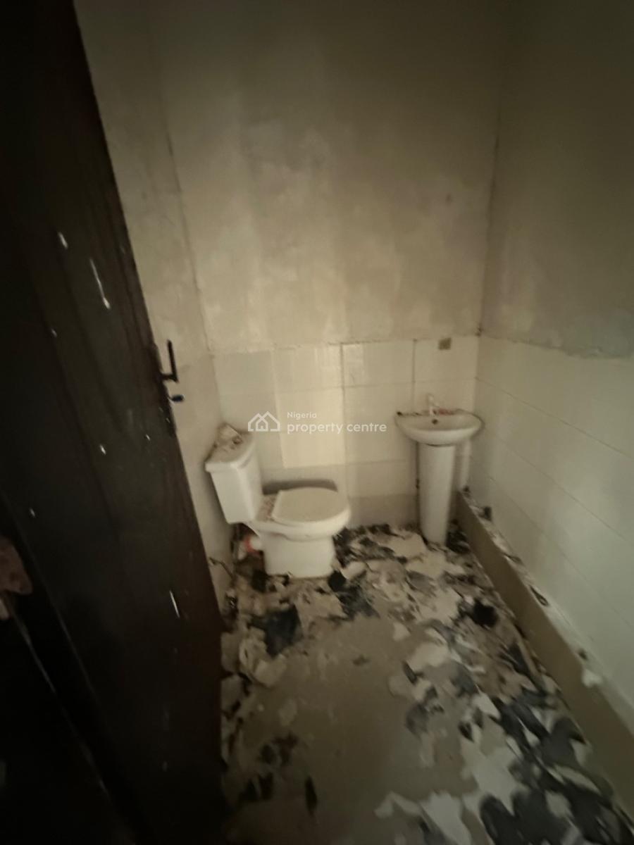 a Spacious Room Self Contain Apartment in a Decent Environment, Second Avenue, Gwarinpa, Abuja, Self Contain (single Rooms) for Rent