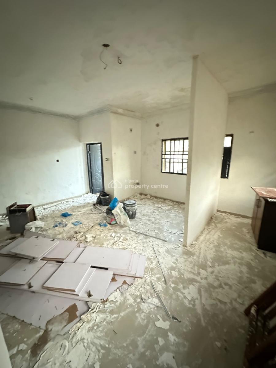 a Spacious Room Self Contain Apartment in a Decent Environment, Second Avenue, Gwarinpa, Abuja, Self Contain (single Rooms) for Rent