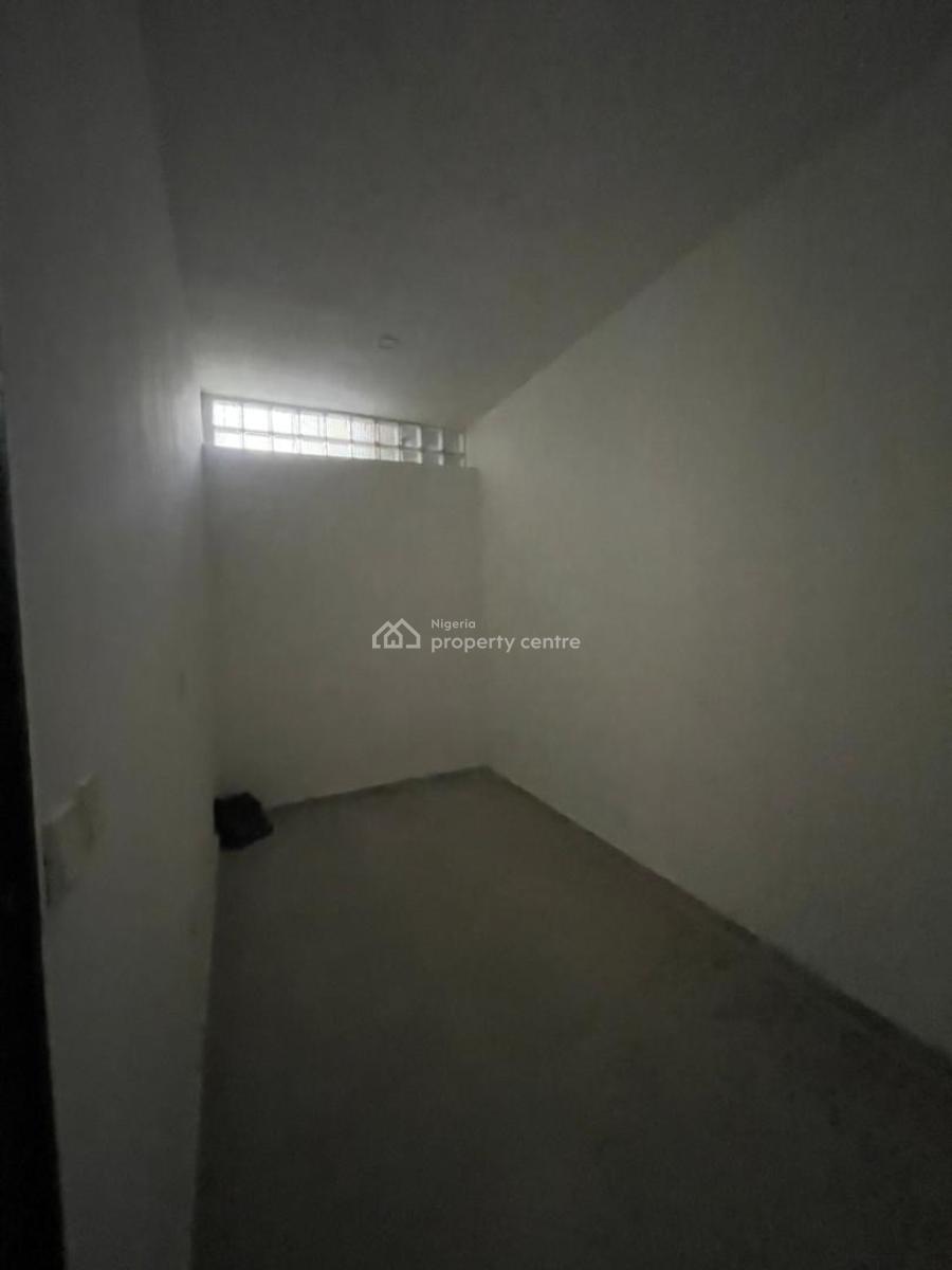 4bedroom Apartment Available with Bq, Freedom Way, Lekki Phase 1, Lekki, Lagos, Block of Flats for Sale