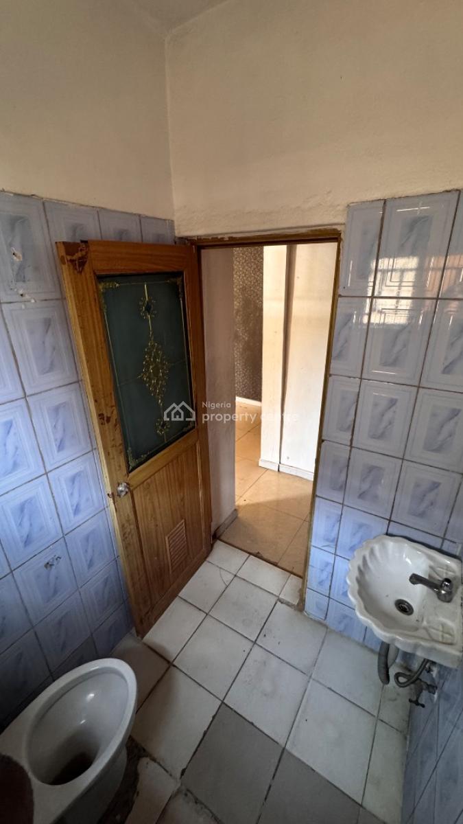 Spacious Self Contained at Utako, Utako, Abuja, Self Contain (single Rooms) for Rent