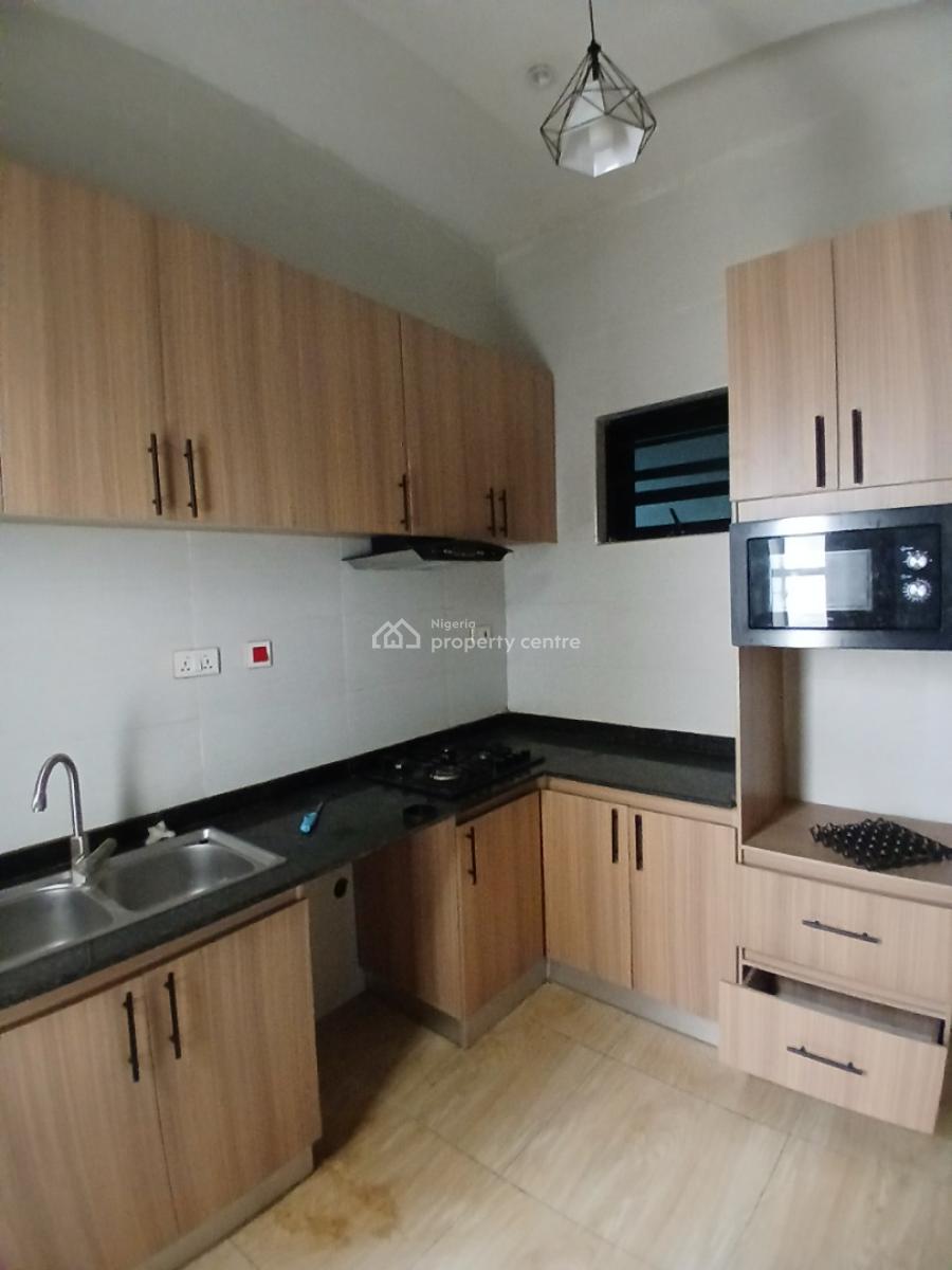 Serviced 2 Bedroom En-suite Flat, Ikate, Lekki, Lagos, Flat / Apartment for Rent