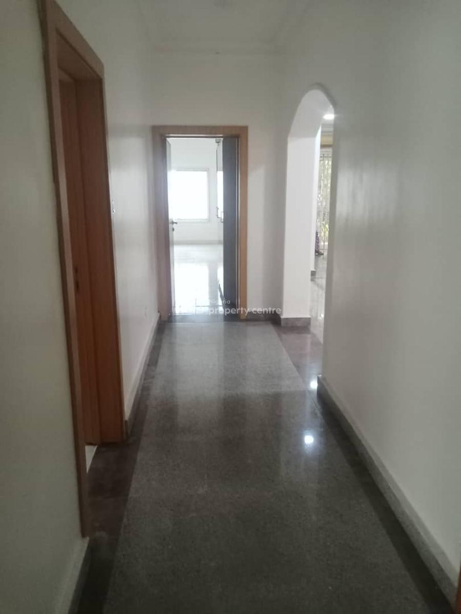 3bedroom Banana Island for  3 Bedroom with a Gymn, Banana Island, Ikoyi, Lagos, Flat / Apartment for Rent