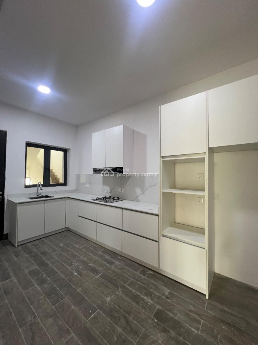 Brand New Luxury 2 Bedroom Apartment, Lekki Phase 1, Lekki, Lagos, Flat / Apartment for Rent