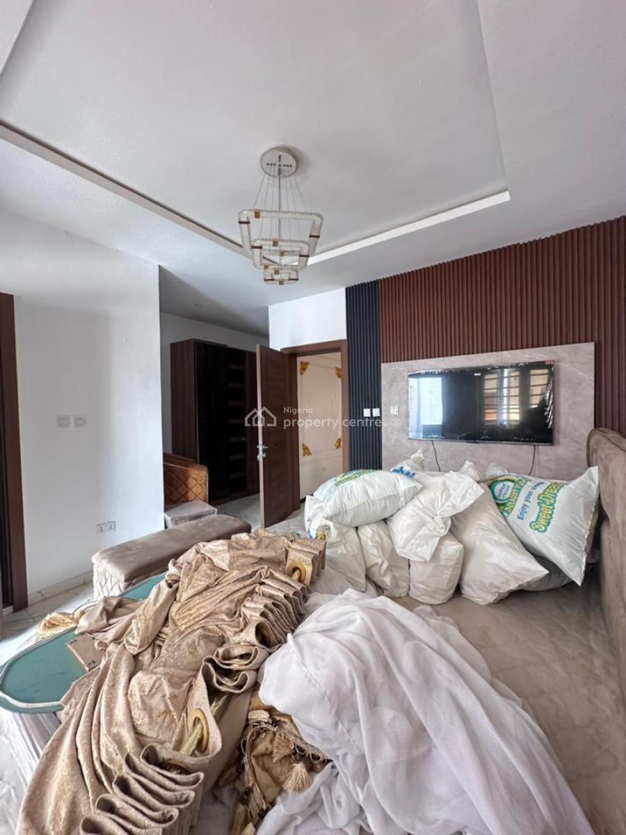 Self Serviced 3bedroom Terrace Duplex (not Furnished )in Ajah, General Paint ,ajah ,lagos ,nigeria, Alasia, Ajah, Lagos, Terraced Duplex for Rent