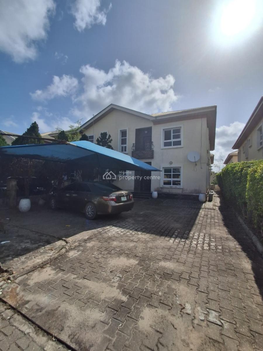 Neqly Renovated & Fully Serviced 4 Bedroom, Friends Colony Estate, Osapa, Lekki, Lagos, Semi-detached Duplex for Sale