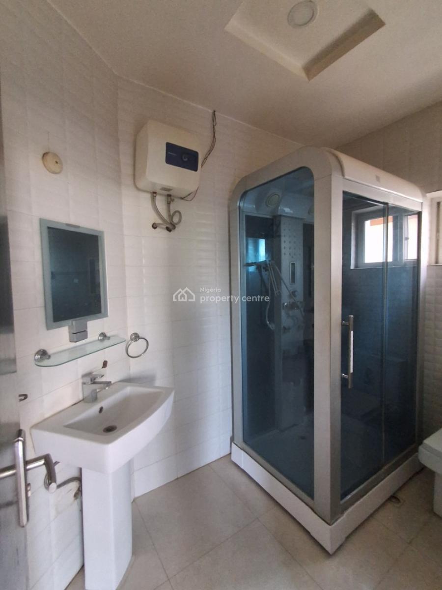 Neqly Renovated & Fully Serviced 4 Bedroom, Friends Colony Estate, Osapa, Lekki, Lagos, Semi-detached Duplex for Sale