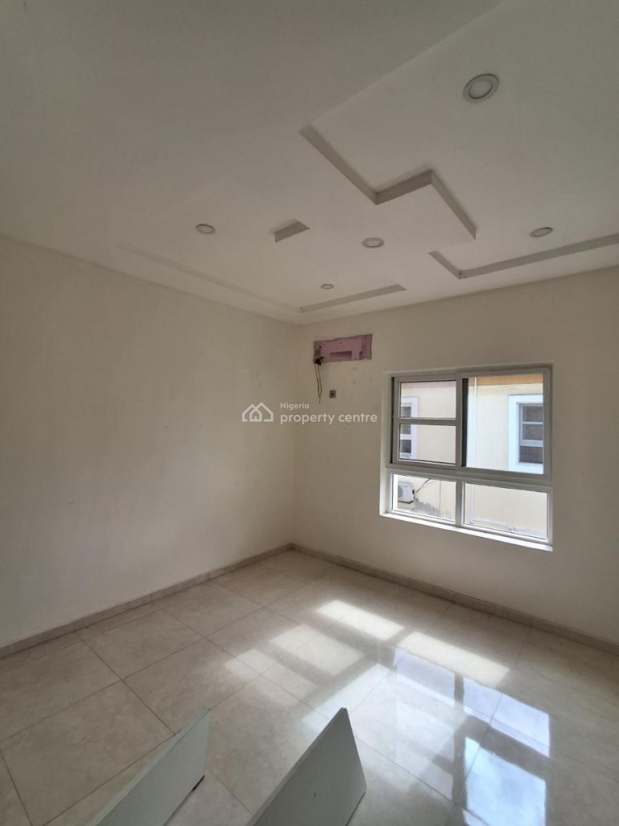 Neqly Renovated & Fully Serviced 4 Bedroom, Friends Colony Estate, Osapa, Lekki, Lagos, Semi-detached Duplex for Sale