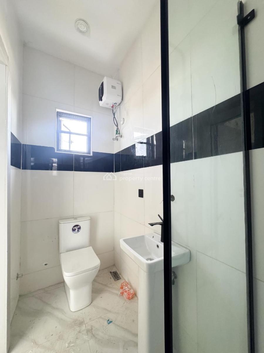 Serviced 2 Bedroom Apartment with Swimming Pool and Bq, Lekki Phase 1, Lekki Phase 1, Lekki, Lagos, Block of Flats for Sale