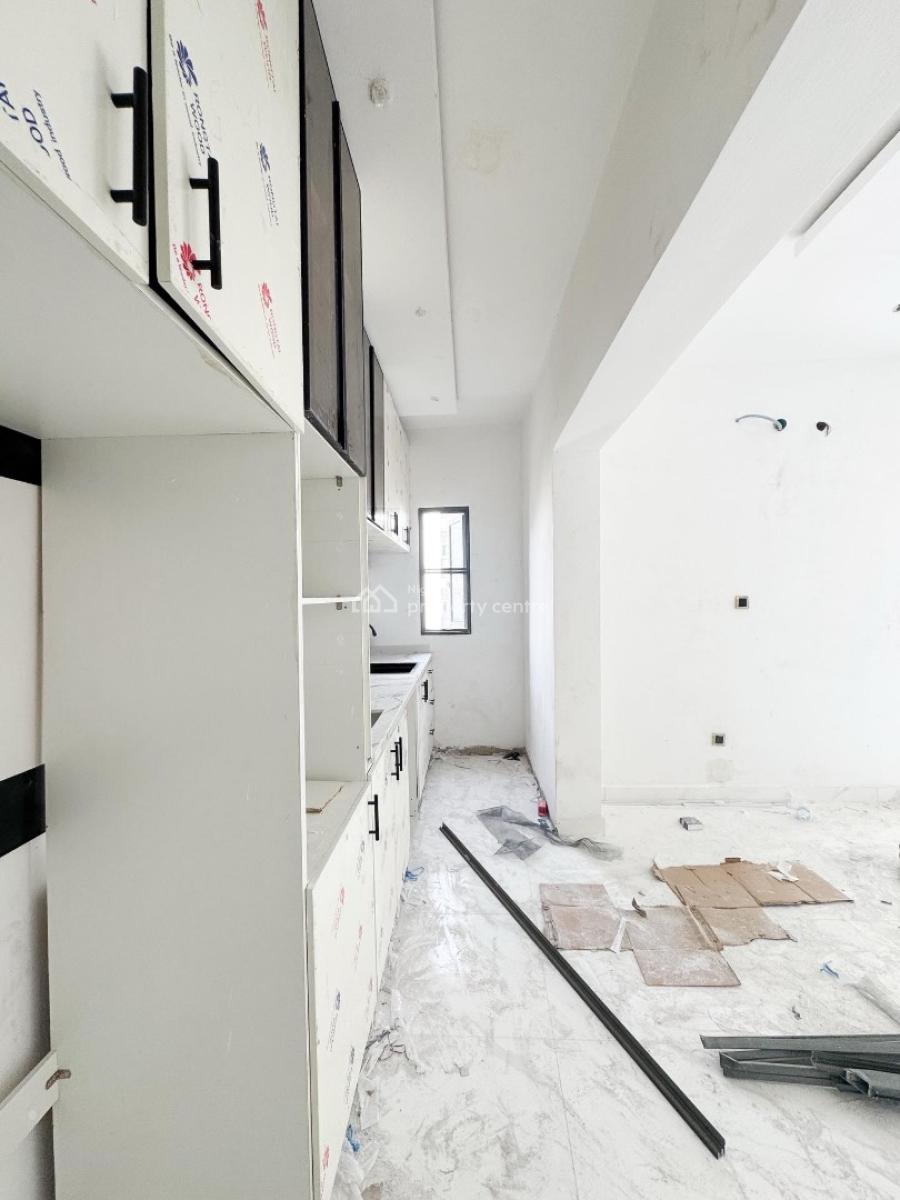 Serviced 2 Bedroom Apartment with Swimming Pool and Bq, Lekki Phase 1, Lekki Phase 1, Lekki, Lagos, Block of Flats for Sale